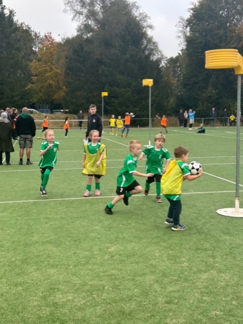 Korfbaltoernooi groepen 3 en 4